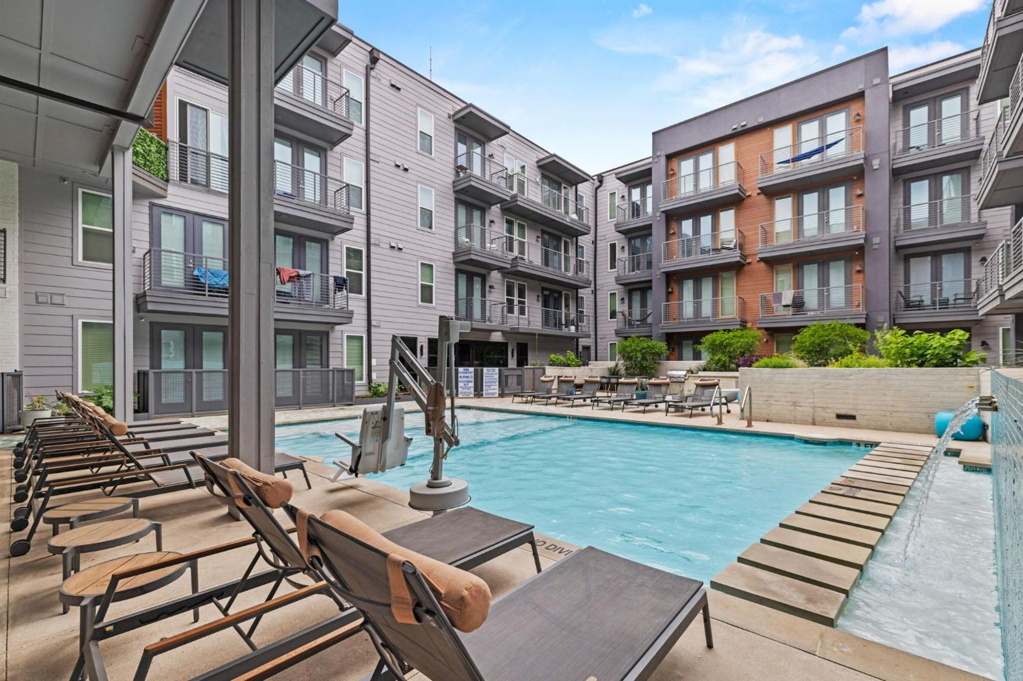 Placemakr Downtown Austin Dış mekan fotoğraf
