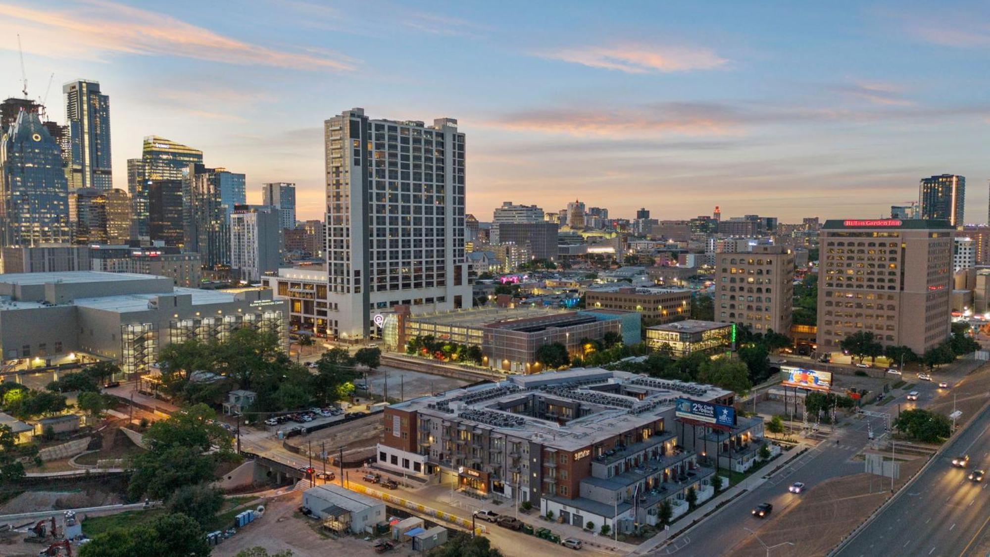 Placemakr Downtown Austin Dış mekan fotoğraf